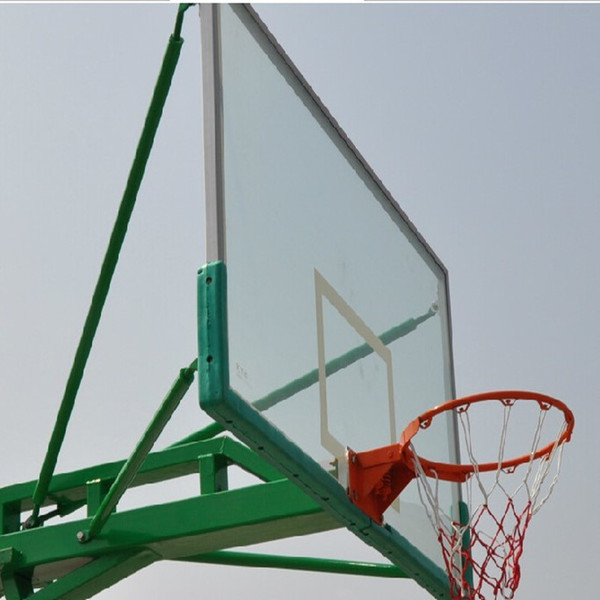 The application of polycarbonate (pc) for sports equipment
